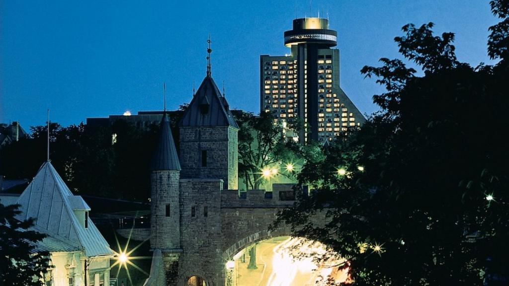 Hotel Le Concorde Quebec Экстерьер фото